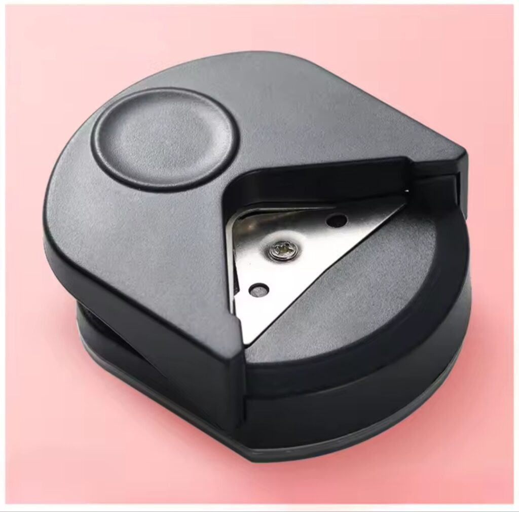 Round Corner Cutter for better application of vinyl stickers